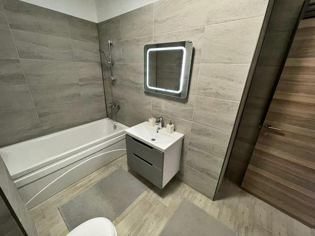 Dragomir Apartments Alezzi 1 นาโวดาริ ภายนอก รูปภาพ